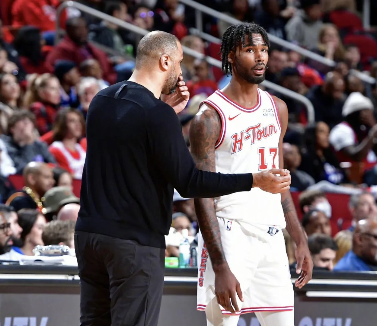 包含休斯敦火箭迎葡超关键赛,今晨扳平良机,话题不断,年轻球员得到机会的词条 包含休斯敦火箭迎葡超关键赛,今晨扳平良机,话题不断,年轻球员得到机会的词条